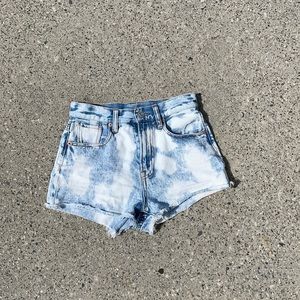Acid washed denim shorts
